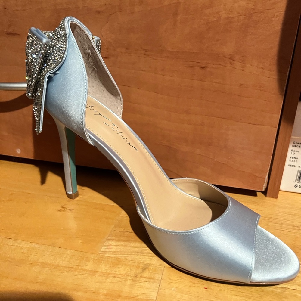 Stiletto shoes sz10